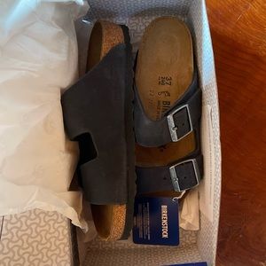 6.5 Birkenstocks